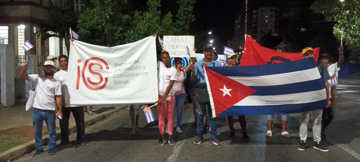 📣Hoy nuestro deber es cantarle a la Patria🇨🇺 y allá vamos... Rumbo a la Plaza de la Revolución de La Habana 

#PorCubaJuntosCreamos