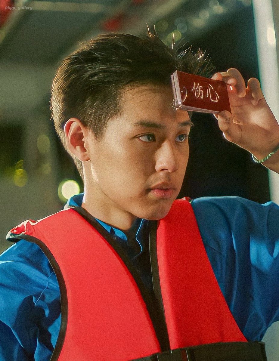 Chqx_'s tweet photo. อยู่ภูเก็ตรักเมียเฉยๆก็ดีอยู่แล้วไม่น่าขึ้นกรุงเทพเลย  เว้นมันไว้คน https://t.co/QlnHa7jWon