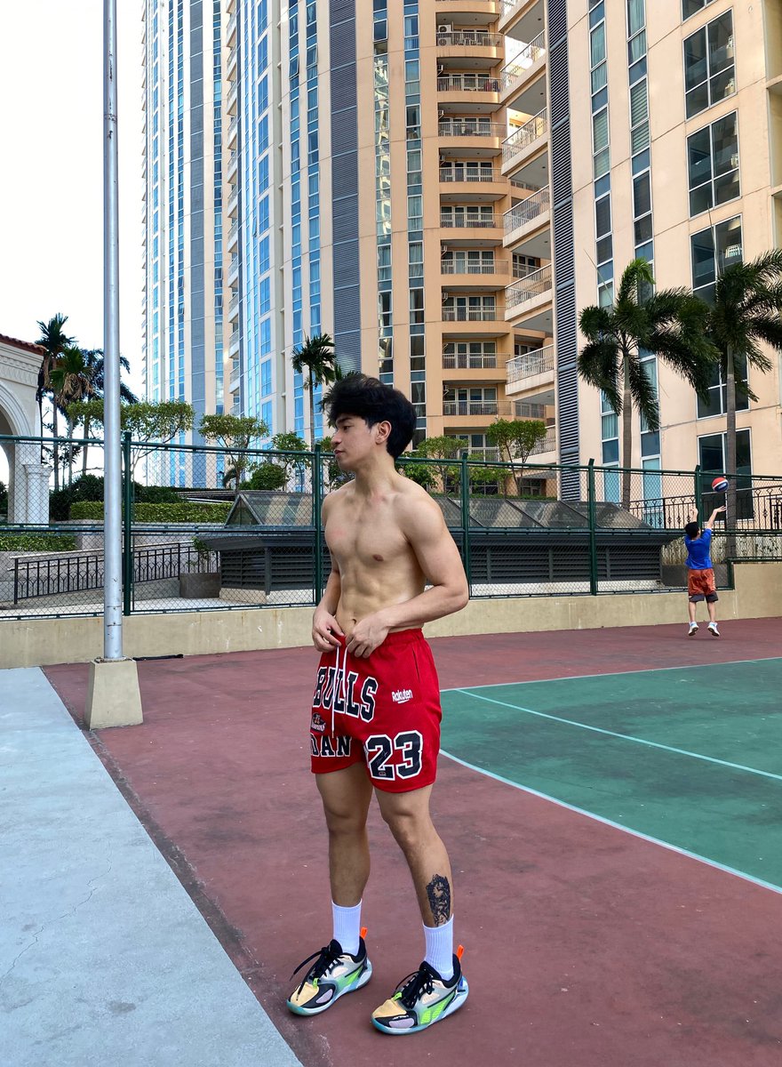 sebastian Nucum tweet media