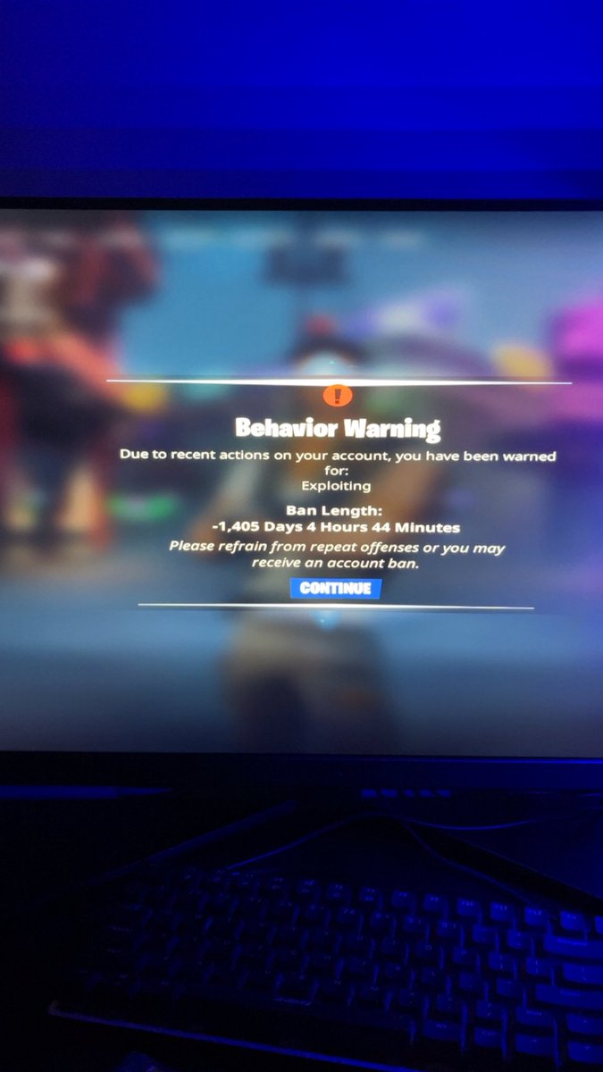 VakeyFN's tweet photo. fortnite account unbanned, no way😂, but i lost all of my skins? anyone else? https://t.co/sUdrtc9Hpy