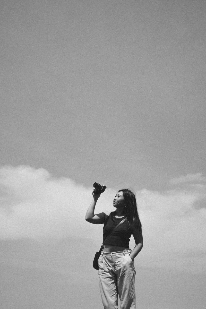 govoes's tweet photo. siapa sangka, pacarku yang seorang chef di endorse brand kamera sebelum GTAVI keluar 🫨

gara2 rajin bikin video dilirik juga ya kamu @cherylpgunawan 🫶🏻

super bangga!

kamera yang Cheryl pegang: Sony A7CII https://t.co/vPqUIsTD7B