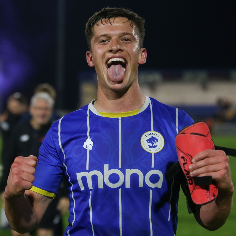 ChesterFC's tweet photo. 👊 Away tickets for our NLN Play-Off Semi Final trip to @khfcofficial are now 𝗼𝗻 𝘀𝗮𝗹𝗲!

A reminder that our allocation is 1,300, with 1,000 terrace tickets and 300 seated. 👇