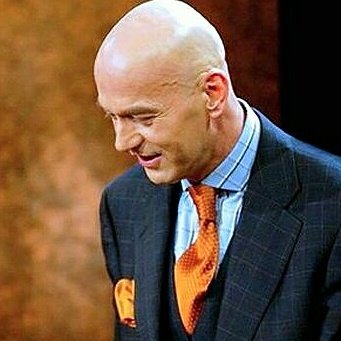 Pim Fortuyn sprak voortdurend over de 5e colonne toen hij de grote instroom van islamieten bedoelde. Nu pas beginnen we het goed te beseffen: er wordt gemorreld aan Zwarte Piet, Kerst, Pasen en dus nu is 4 mei aan de beurt. 
#Dodenherdenking #vandaaginside #nieuwsvandedag