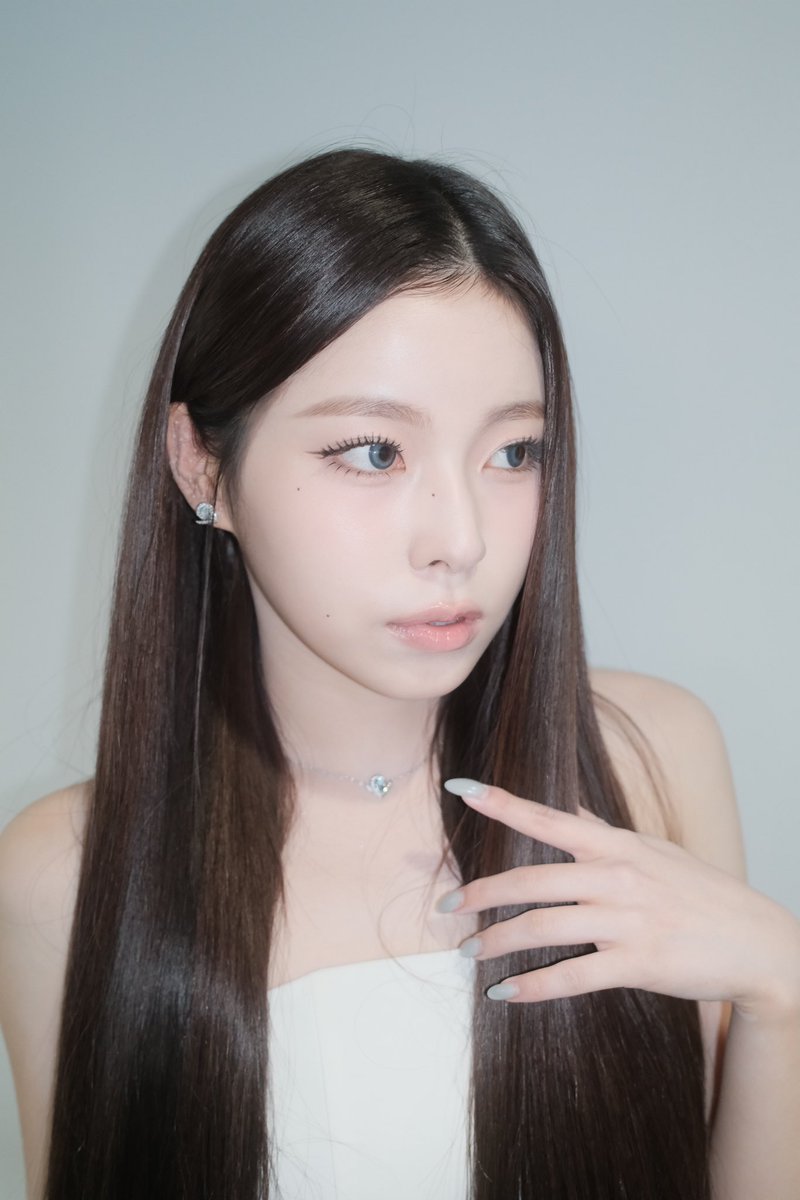 WE_NMIXX's tweet photo. 🤍⋆ ೄ*✲ﾟ*｡✧

#NMIXX #엔믹스 
#규진 #KYUJIN 
#서울스프링페스타 https://t.co/r6kqlnHT87