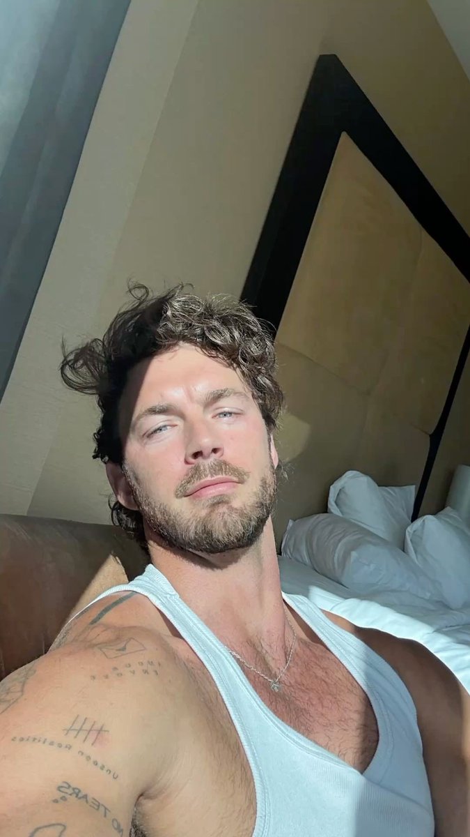 christian hogue tweet media