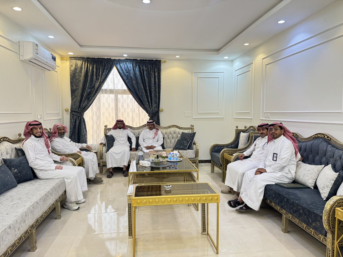 bahahousing's tweet image. أستقبلت جمعية الباحة للإسكان التنموي زوارها الكرام في مقرها الجديد بجوار مستشفى الملك بالباحة في مقدمتهم سعادة وكيل الأمين لشؤون الإسكان بأمانة منطقة الباحة م. حامد العامري، ومدير ادارة الإسكان التنموي أ.فواز الغامدي.
وتم خلال الزيارة مناقشة عدد من الموضوعات المشتركة بين أمانة…