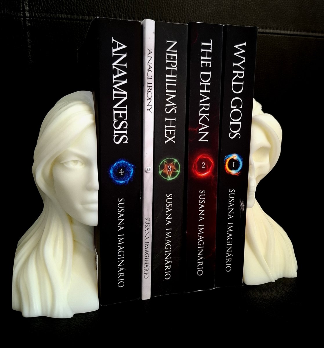 Hel has arrived!
The bookends look AMAZING! The mock-ups don't do them justice. Neither do the pictures, to be fair. The level of detail is insane. And they're so sturdy! 
Every bookshelf should have one 😉
