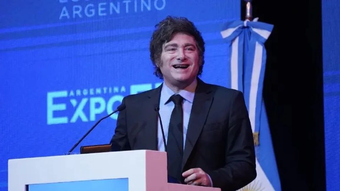 eltribuno's tweet photo. #POLITIA ACUERDO CON EL FMI El presidente Javier Milei apuntó contra sus detractores por el acuerdo con el FMI: “La tienen adentro"
https://t.co/cI86jOPvcv https://t.co/RG1r4wWeN4