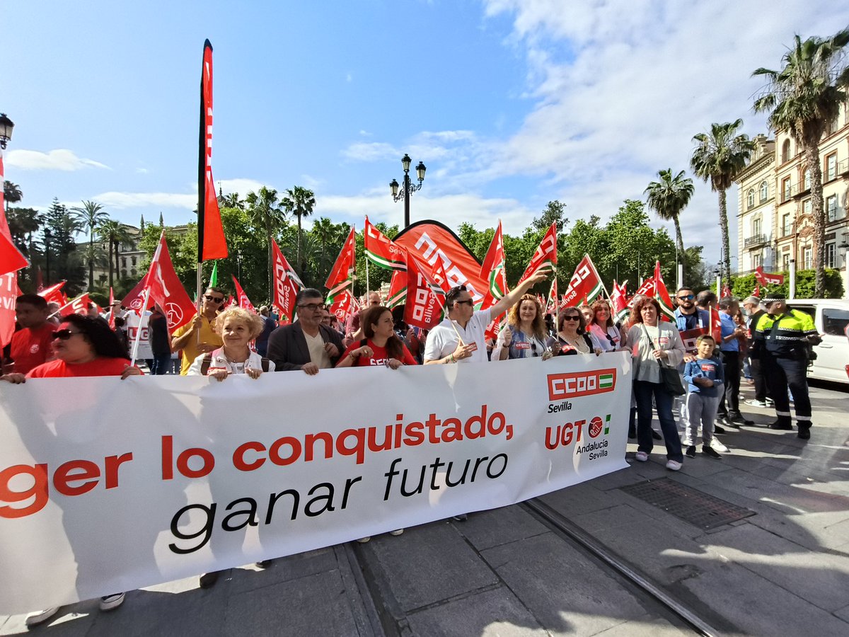 📢Arrancamos el día ‼️

⭕#ProtegerLoConquistadoGanarFuturo | Frente a la precariedad, desigualdad, autoritarismo y guerra, el sindicalismo de clase plantea propuestas, compromiso y movilización.