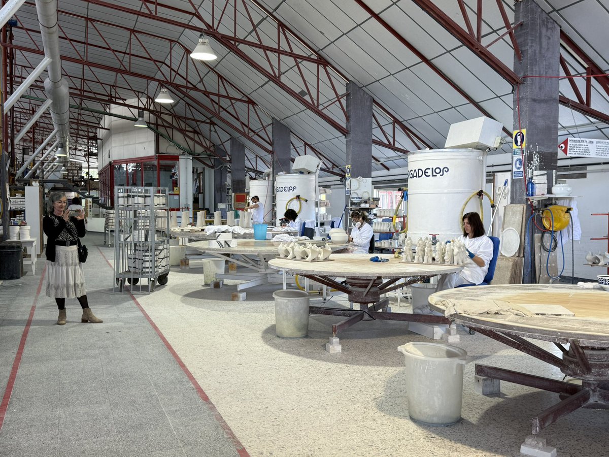 apatrigal's tweet photo. SARGADELOS

Moito máis que unha fábrica de cerámica

#Sargadelos #Fábrica https://t.co/PeJMarYREl
