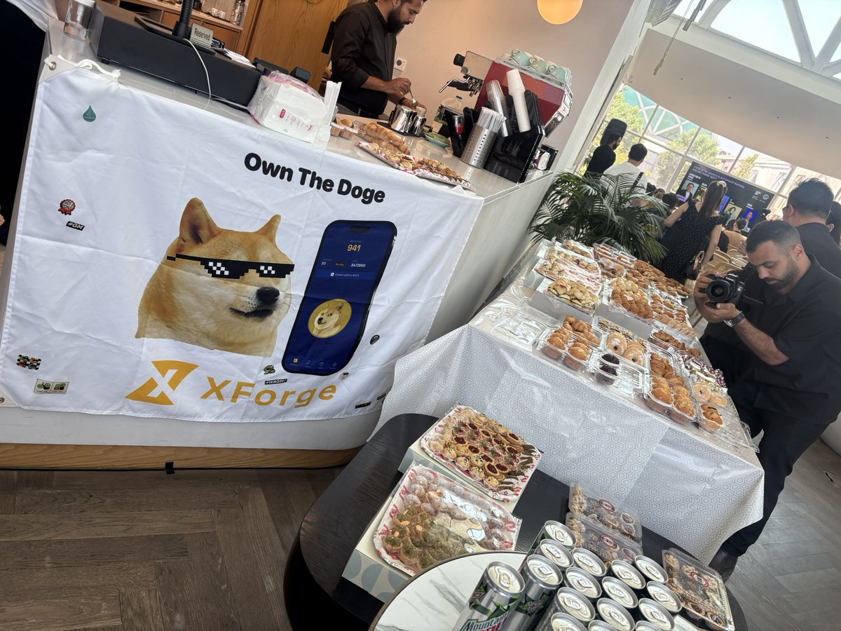 Altlierco's tweet image. DEGEN DAY is LIVE! ❤️‍🔥🐕 #Token2049 #XFORGE #OwnTheDoge