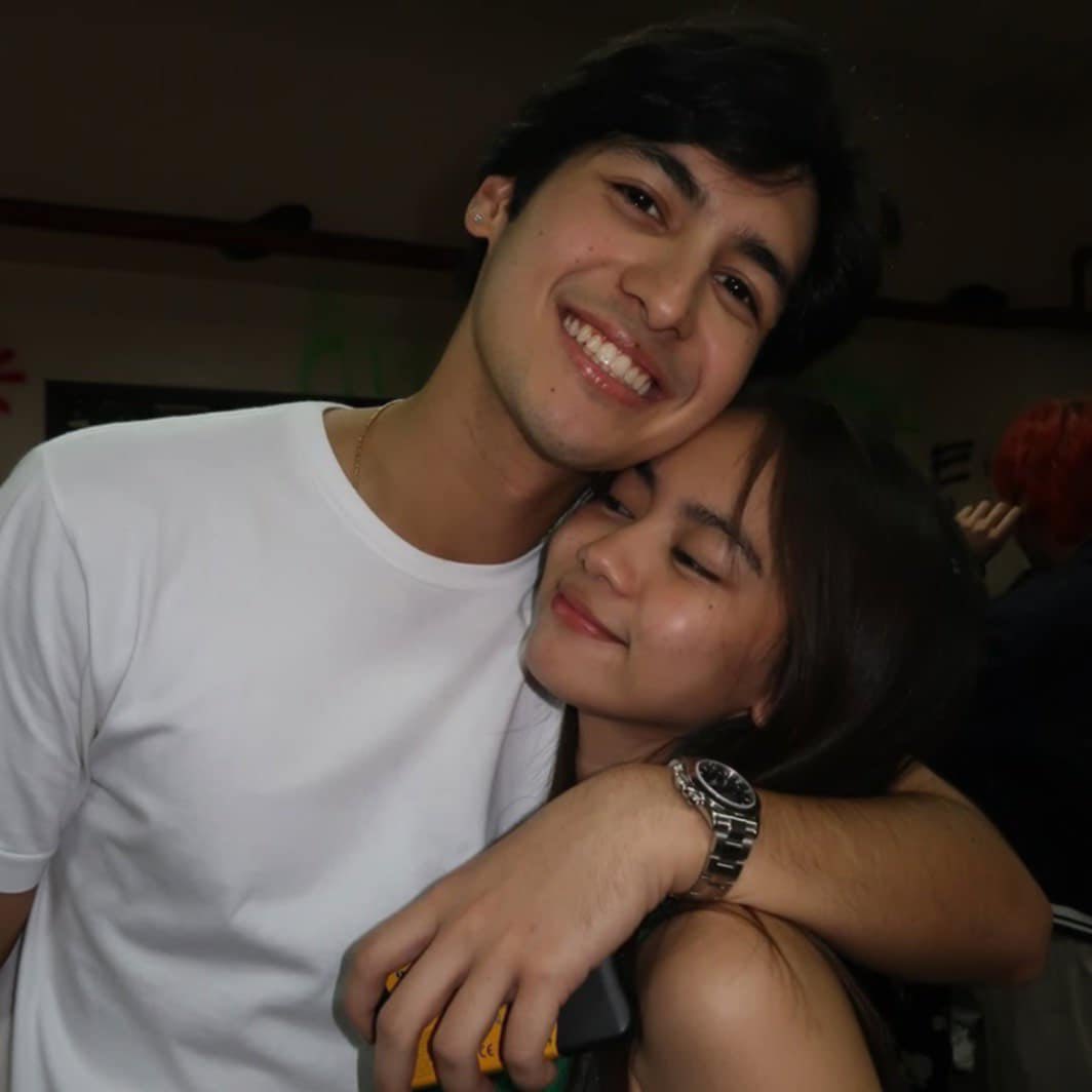 Ashdres or no one 

ASHDRES ULTIMEET AND GREET

#AndresHariNgSectionE
#AshtineMutyaNgEntablado
#AshDres