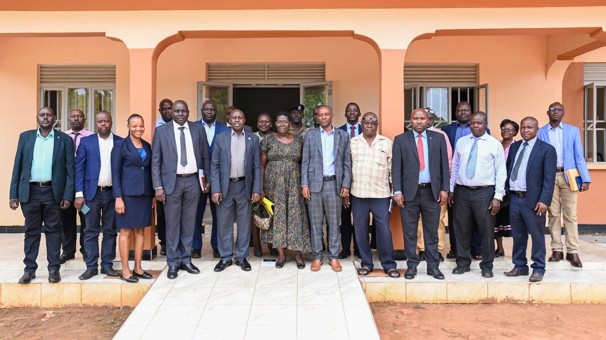 ugandan_patriot's tweet image. ..to book. He also committed to engaging PDM top management to have special consideration for affected victims in Lubiri &amp;amp; Nyabweyo.Some SACCO leaders were arrested &amp;amp; arraigned before  Kyakwanzi Magistrate court as further Investigations into various allegations are ongoing.(4/4)