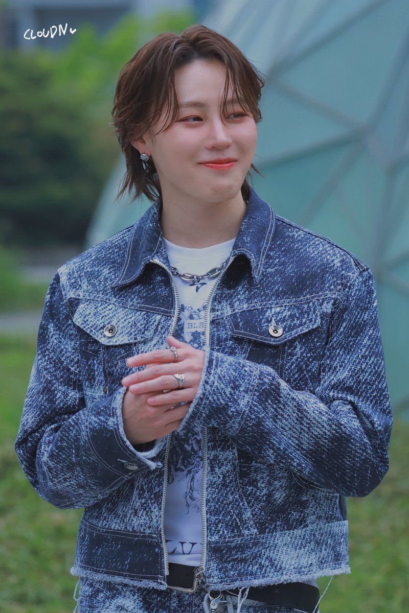 cloudn_hsw's tweet photo. 250501 하성운 엠카 스페셜 이벤트 

 ₍⸝⸝›  ̫ ‹⸝⸝₎ 

#하성운 #HASUNGWOON https://t.co/ps0Rn63Kjy
