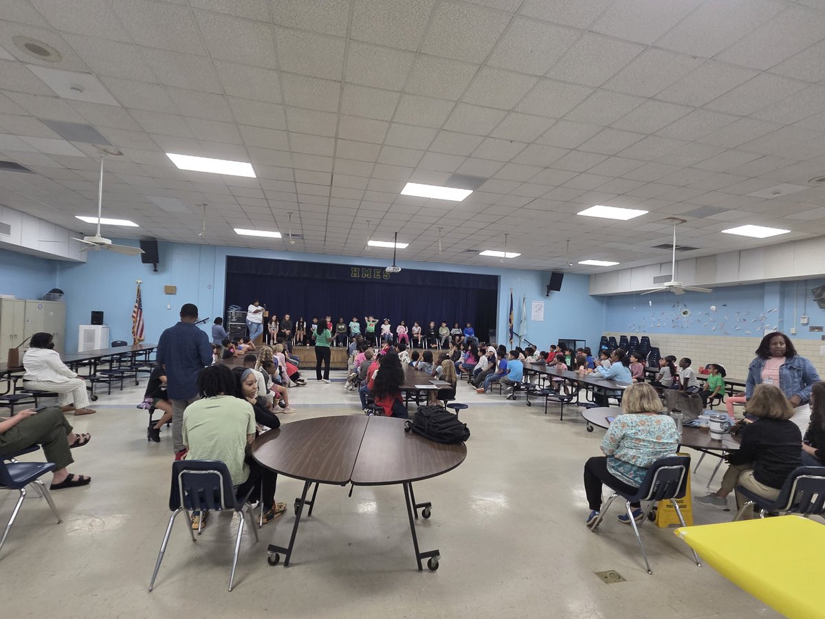 reginasblanton's tweet image. Our 3rd grade annual math bee went into overtime....this year they finished all the multiplication and had to move on to division. WOW!!!! #smart #math #mathbee #STEAM @henderson_mill @DeKalbSchools @COSDeKalbCounty @DCSDRegion1 @DCSDSTEM