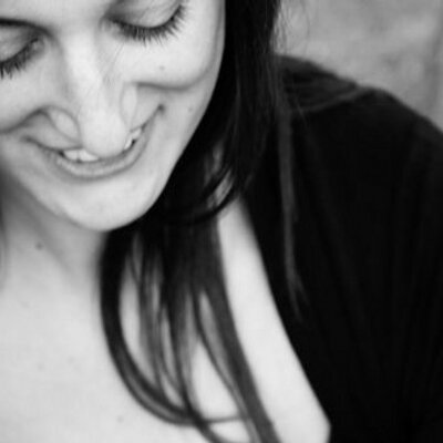 Oggi, 1° maggio, ci ha lasciato Silvia Codispoti.
Una donna eccezionale, volontaria instancabile, amica vera.
Ha scelto la vita ogni giorno, anche quando sembrava impossibile.
La sua forza gentile resterà per sempre con noi.
💚 Ciao Silvia. #AISLA 

aisla.it/ciao-silvia-la…