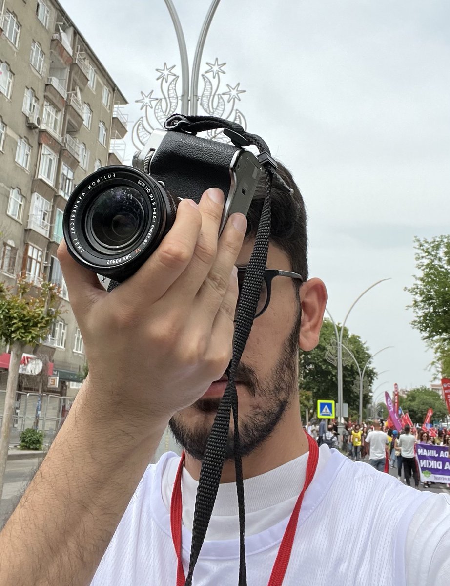 Roja me pîroz bit