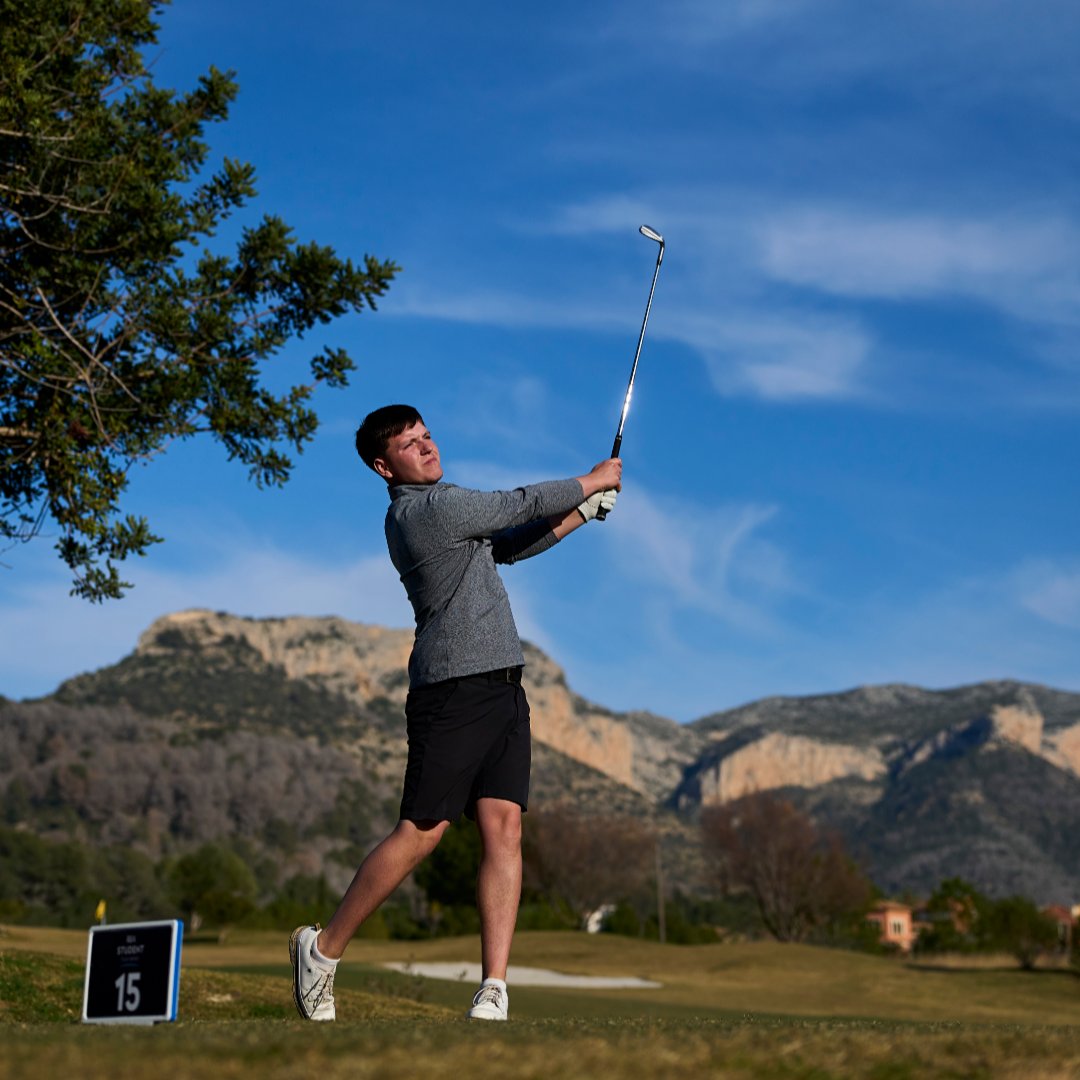 University of Stirling (@stiruni) on Twitter photo Congratulations to #UofStirling golfer Ross Laird who has been selected to compete in the prestigious <a href="/ArnoldPalmerCup/">Arnold Palmer Cup</a>.
Read more 👉 brnw.ch/21wSkYF
Image credit: Aitor Alcalde for the R&A.
<a href="/SportatStirling/">SportatStirling</a> Congratulations to #UofStirling golfer Ross Laird who has been selected to compete in the prestigious <a href="/ArnoldPalmerCup/">Arnold Palmer Cup</a>.
Read more 👉 brnw.ch/21wSkYF
Image credit: Aitor Alcalde for the R&A.
<a href="/SportatStirling/">SportatStirling</a>