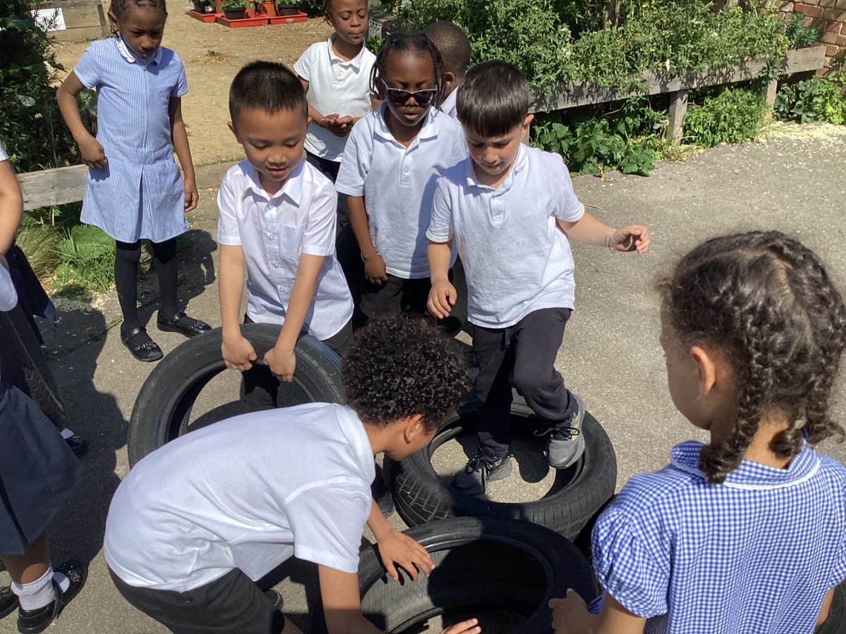 JDPSoffice's tweet photo. Exciting Outdoor Maths Learning!

Today we explored arrays in maths through outdoor learning! The children loved creating arrays using tyres. Such a fantastic way to engage with mathematics! #MathsInNature #LearningThroughPlay https://t.co/bulCAh2fkp