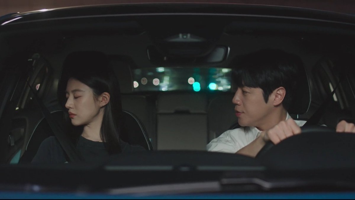 nophiasandverb's tweet photo. Gu Dowon's favourite view:

#ResidentPlaybook
#언젠가는슬기로울전공의생활
#GoYounJung #고윤정 
#ResidentPlaybookEp7 https://t.co/a3fGiFVlfS