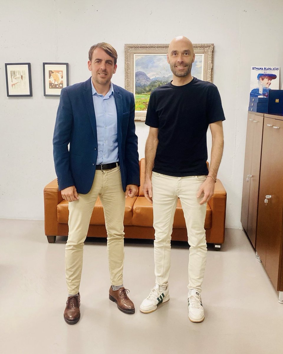 🤝🏽 Reunió de Pep Mas, nou president de la FVBIB, i Joan Antoni Ramonell, Director General d'<a href="/esportsIB/">esportsIB</a> 

🏐 El nostre dirigent va realitzar una primera presa de contacte amb el màxim responsable de la secció d'esports del <a href="/goib/">Govern de les Illes Balears</a>

#VoleibolDeCaNostra