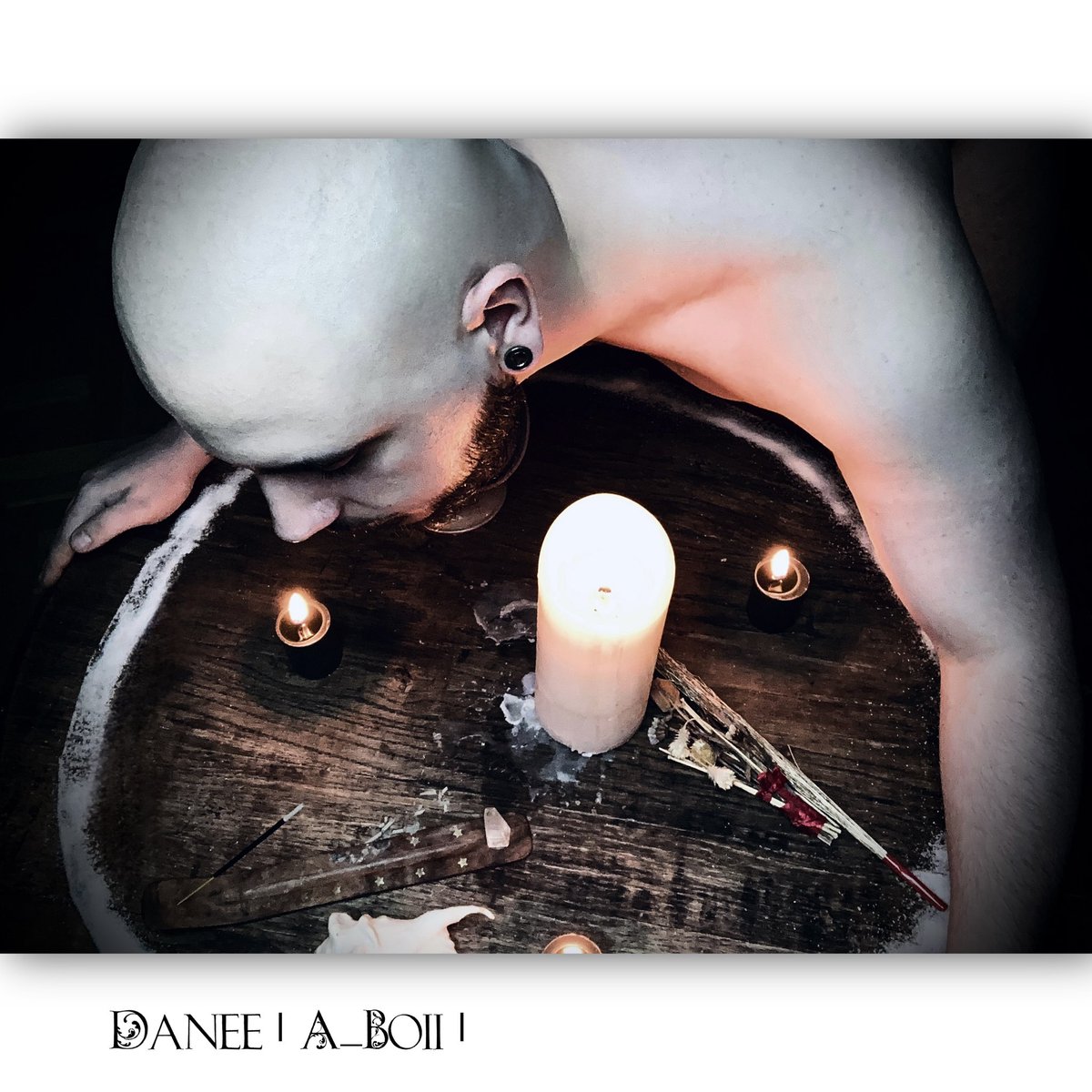 Ritual 🕯️
#daneeaboii