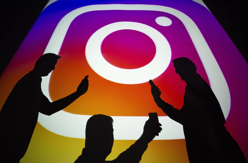 PUREHINDUUU's tweet photo. Meta’s Instagram blocked hashtags like #Democrat post-Trump inauguration—clear political bias! Free speech is under attack. We won’t be silenced!  #InstagramCensorship #FreeSpeech #TechBias #PoliticalFreedom #StandUpForRights https://t.co/By6Ach2dah