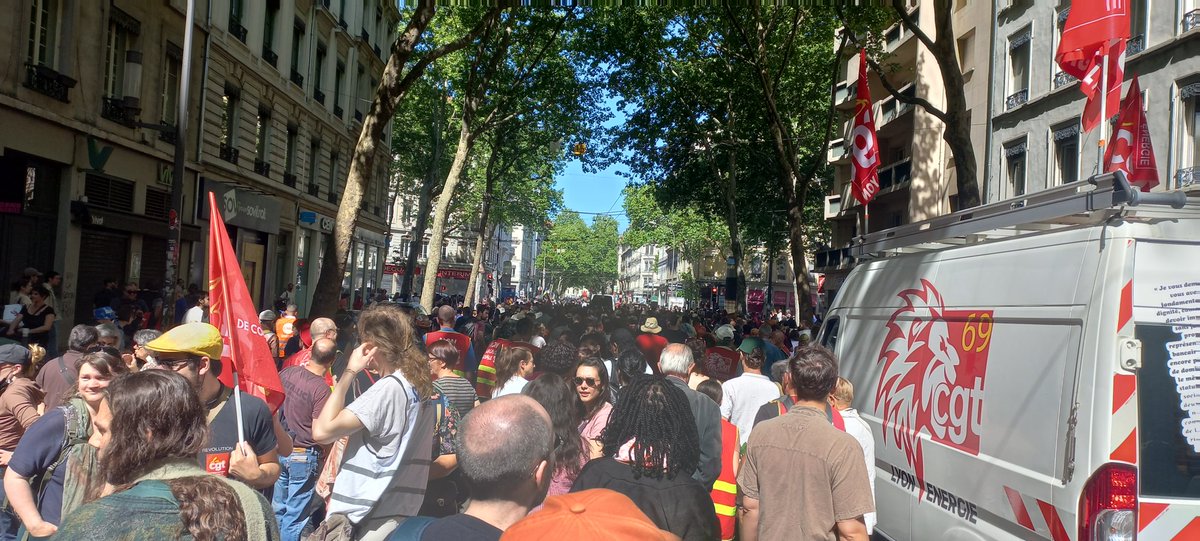 Ya hemos empezado las manifestaciones del #1DeMayo