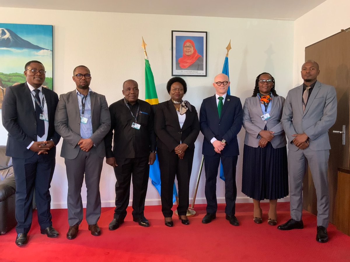 Tanzania Mission to The UN Office | Geneva (@ubalozigeneva) on Twitter photo Tunamkaribisha Bi. <a href="/ChristinaMndeme/">BI. Christina S. Mndeme</a>, Naibu Katibu Mkuu (Mazingira), na ujumbe wa Tanzania kwenye #BRSCOPs2025, tayari kuthibitisha dhamira ya taifa letu kwa ushirikiano wa kimataifa kuhusu udhibiti wa kemikali na taka.
#Tanzania #BRSConventions #Geneva 🌍♻️🤝 🇹🇿 Tunamkaribisha Bi. <a href="/ChristinaMndeme/">BI. Christina S. Mndeme</a>, Naibu Katibu Mkuu (Mazingira), na ujumbe wa Tanzania kwenye #BRSCOPs2025, tayari kuthibitisha dhamira ya taifa letu kwa ushirikiano wa kimataifa kuhusu udhibiti wa kemikali na taka.
#Tanzania #BRSConventions #Geneva 🌍♻️🤝 🇹🇿