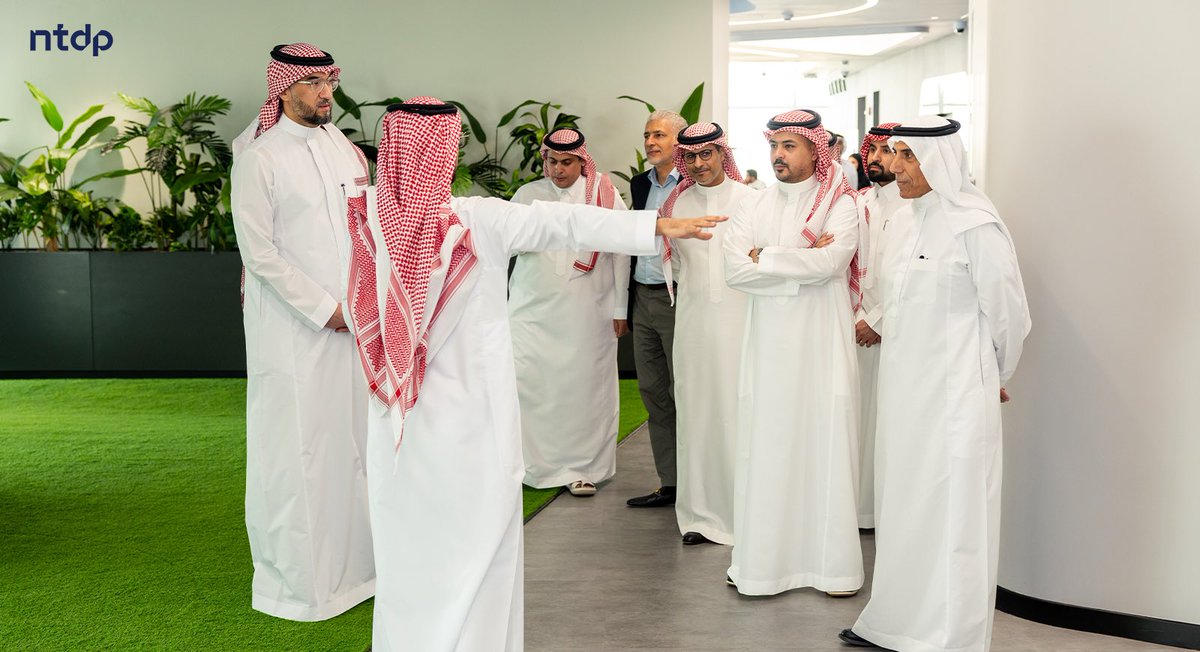 ntdpsa's tweet photo. استمرارًا لدعم الابتكار التقني في المملكة وبدعم من البرنامج الوطني لتنمية تقنية المعلومات (NTDP) تم إعلان الشراكة الاستراتيجية بين @SABInvest و @STVcapital 
لتمويل الدين الجريء بقيمة 375 مليون ريال.
ويفخر البرنامج بدعم هذه الشراكة بين القطاع العام والقطاع الخاص، كممول رئيسي في المحفظة لدعم نمو الشركات التقنية والمساهمة في تعزيز الاقتصاد الرقمي.

#من_أجل_الغد #NTDP