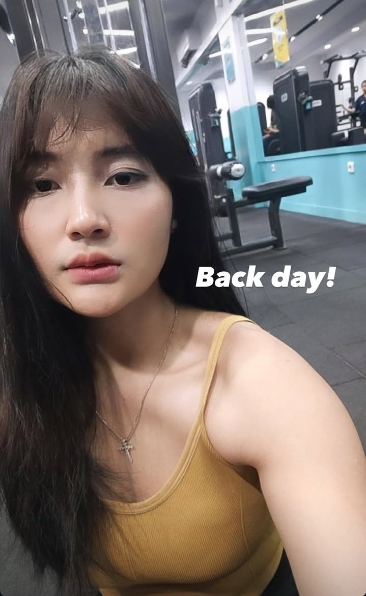 Mantep banget nih bacolan ku uhhhhh yang mau di edit bacolan nya DM kalo gak nih aku kasih link gratis buat edit undressher.app/r/dwhgmhe0