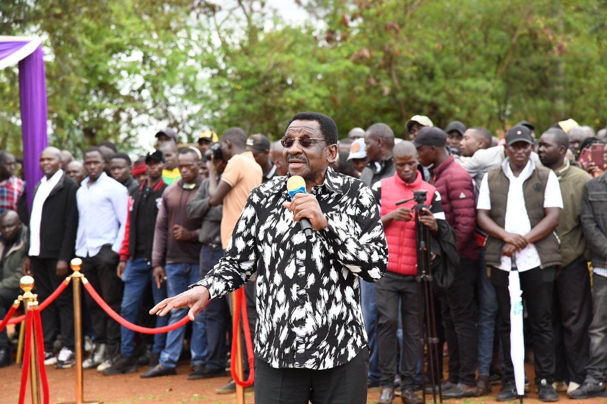 Governor James Orengo drop a worrying statement about 2027 elections while at a public function in Siaya, this comes after recent disagreements with Raila Odinga.

Watch: