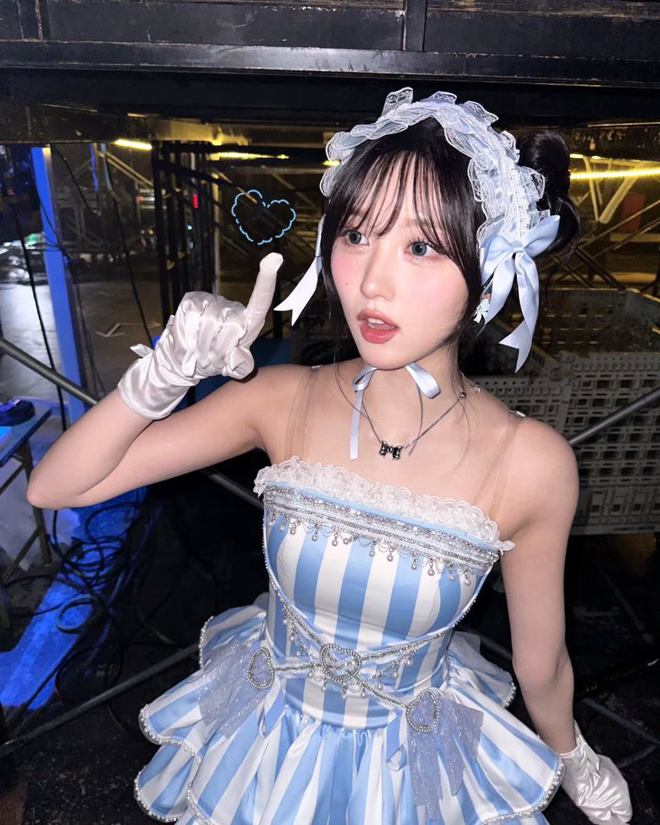 📸 [PHOTO] 250501 | fallingin__fall Instagram update 🎵 Orange