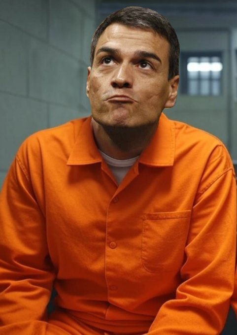 epesimo's tweet photo. Al principio del #apagón, el delincuente #Sánchez intentó engañarnos con q era un #ciberataque q afectaba a 1/2 #EU.
Y la @EU_Commission tuvo q salir a DESMENTIRLO, pero delincuente #Sánchez no desiste d intentarlo
#YoConMazon #ElCascabel4M #2MayoESP #LaNoche24h #LaHora2M #Psoe https://t.co/8QPtOxn2FE