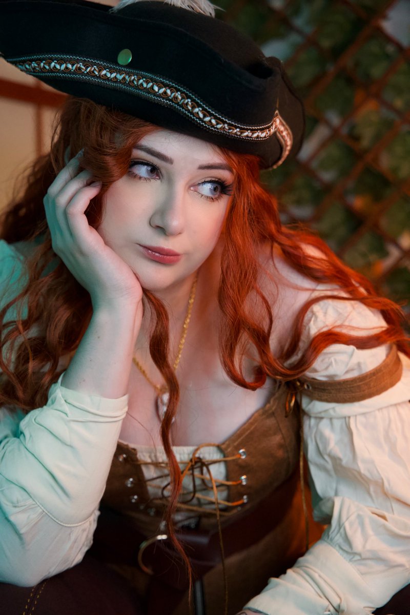 Not all treasure are silver or gold… 

#piratecosplay #occosplay