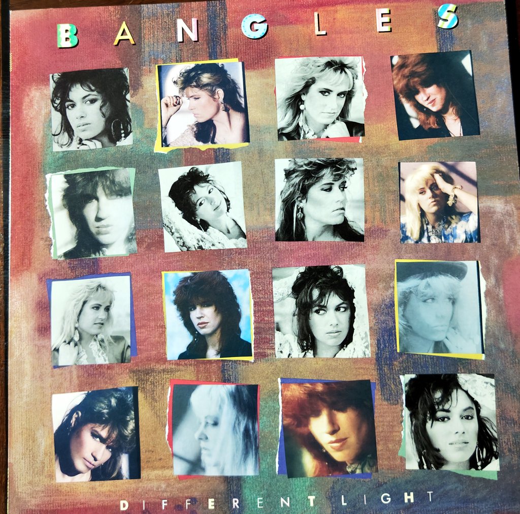 bobbylikesfish's tweet image. まぁ、過去に2度程紹介しているけど、久しぶりに聴きたくなったので、バングルス…
PVのダンスが楽しい walk like an egyptian や プリンス提供曲の manic monday 等、ヒット曲が目白押しの1枚…
#レコード
#Bangles
#differentlight
#vinyl