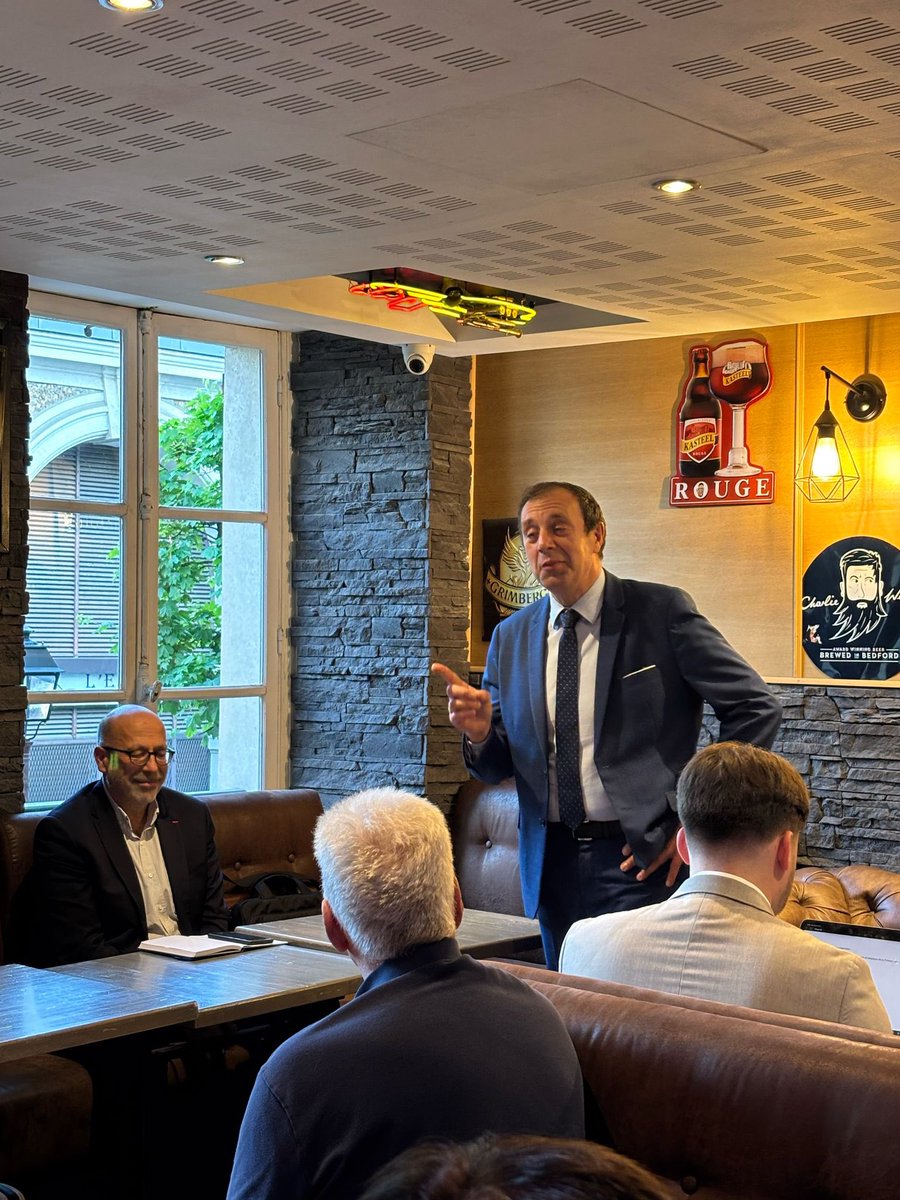 Bon accueil des Versaillais hier soir pour clore le cycle de réunions thématiques du comité <a href="/HorizonsLeParti/">Horizons</a> sur le logement avec <a href="/FJolivet36/">François Jolivet</a>.

En région parisienne, le logement s’impose comme la première préoccupation, elle cristallise les fractures sociales et territoriales.