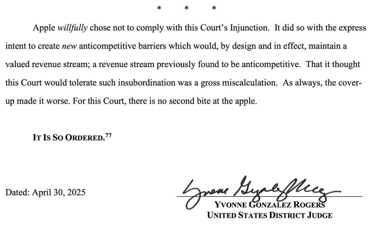 samat's tweet image. Очередная серия битвы Epic против Apple.

Это большой эпос, в котором создатели одной из самых популярных игр на планете, Fortnite, добиваются права продавать внутриигровые товары без отчисления 30% комиссии Эпплу.

Разворачивается он буквально на двух континентах: в американском…