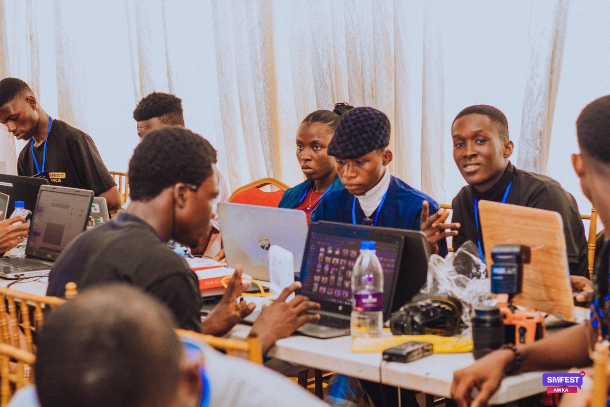 smfest_awka's tweet photo. A new month. 
A new opportunity to level up.
May isn’t just another month.
It’s a decision point.
You can stay comfortable or you can grow.
SMFest Awka 2025 is offering a FREE Digital &amp; Social Media Bootcamp where you'll learn the real skills that change lives;  

1/3 https://t.co/bCNhSmZybJ
