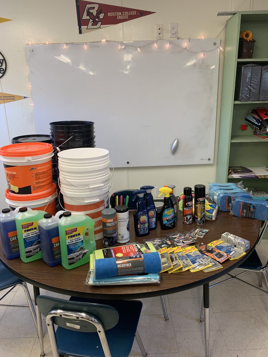 A big thank you to our local franchisees for their generous donations to support the AVID Teacher Appreciation Car Wash next week! Our AVID students are grateful and excited to celebrate their amazing teachers!
#AVIDforPossibilities 
#OneChatham 
#TeacherAppreciationWeek