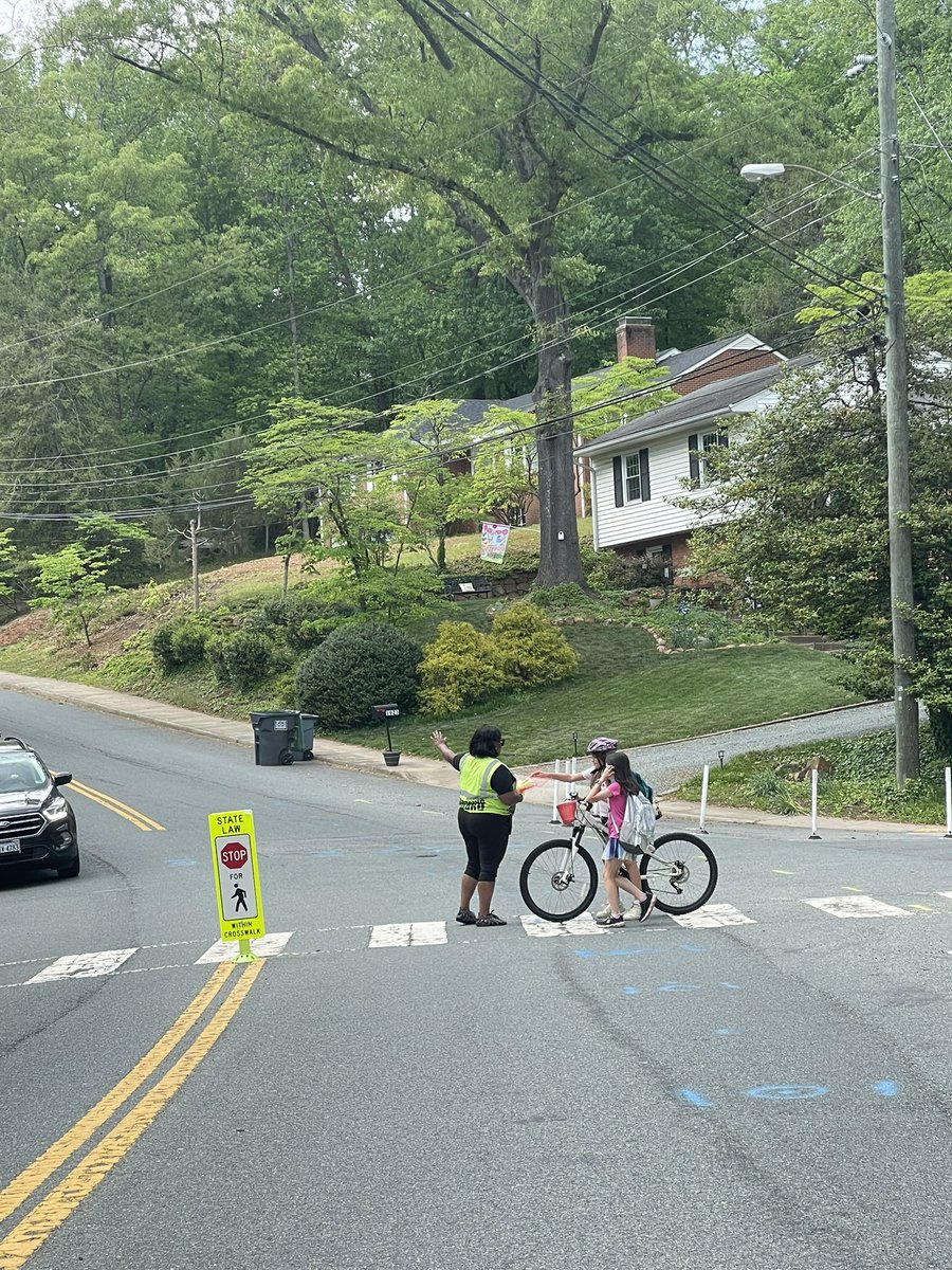Our crossing guard was spotted handing out popsicles yesterday afternoon. Above and beyond and amazing for the first hot day. We love our school community! 🐸 ♥️♥️