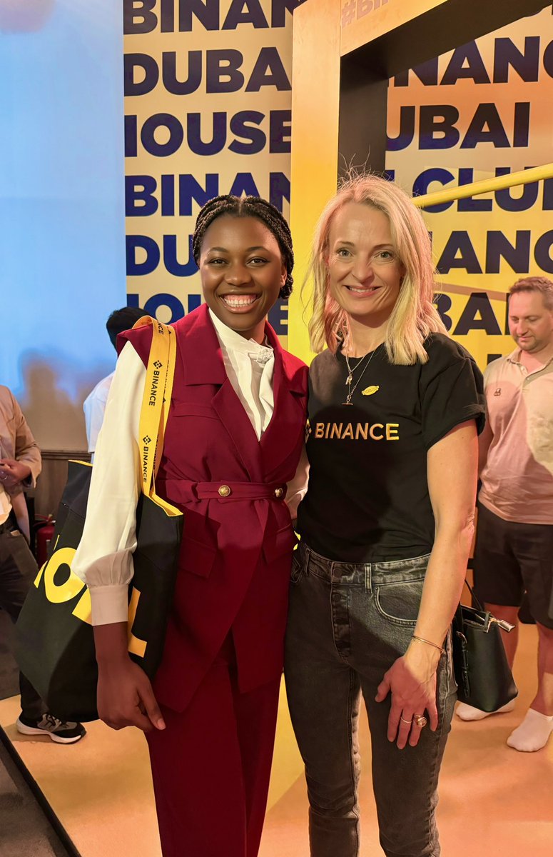 Met <a href="/RachelConlan/">Rachel Conlan</a> and wow so warm, so real, so inspiring. That hug? Unforgettable. 🥰

The kind of woman that makes you believe it’s possible.

So good connecting with you, Queen. ❤️