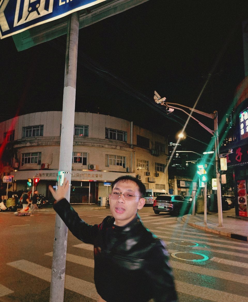 insertioninsert's tweet photo. Hello Shanghai. 🇨🇳✨ https://t.co/hkcdK5dITL
