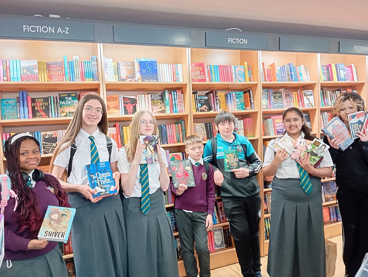JCSP Library (TCC) (@thomondcclib) on Twitter photo Great day out with our book club students 😃Book shopping, burgers and enjoying the sunshine 🌞Book lovers come to Book Club every Wednesday during lunch to talk about books 📚📚📚 New members always welcome <a href="/jcsplibraries/">JCSP Library Project</a> <a href="/ThomondCommColl/">Thomond C.C.</a> @LCETB_Schools Great day out with our book club students 😃Book shopping, burgers and enjoying the sunshine 🌞Book lovers come to Book Club every Wednesday during lunch to talk about books 📚📚📚 New members always welcome <a href="/jcsplibraries/">JCSP Library Project</a> <a href="/ThomondCommColl/">Thomond C.C.</a> @LCETB_Schools