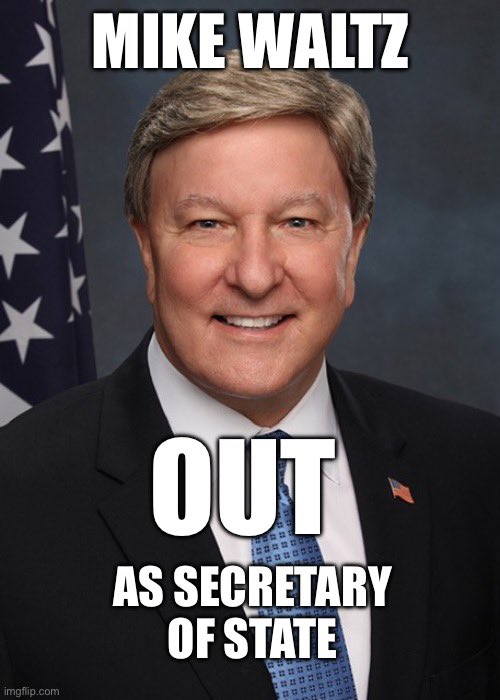 🚨 BRAKING 🚨 

Tim Walz’s brother, Mike, is OUT as Secretary of State. Here’s a rundown of what led to this:

1. A Grindr chat was set up to discuss war plans

2. Mike Waltz mistakenly added a journalist to the chat

3. The journalist was Jeff Goldblum of The Athletic

4. The