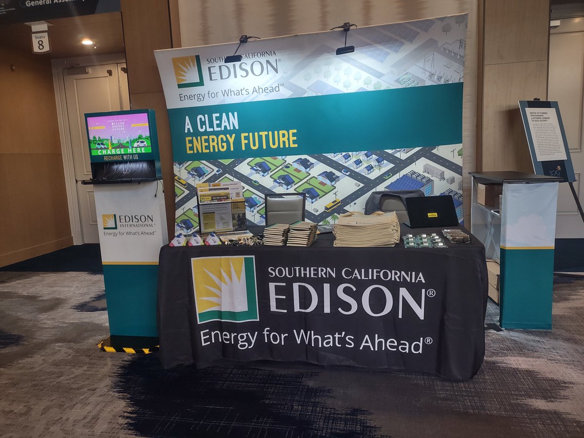 ><a href="/SCE/">SCE</a> is <a href="/SCAGnews/">Southern California Association of Governments</a> Regional Conf. in Palm Desert. Stop by to talk #CleanEnergy or to charge your cell phones.