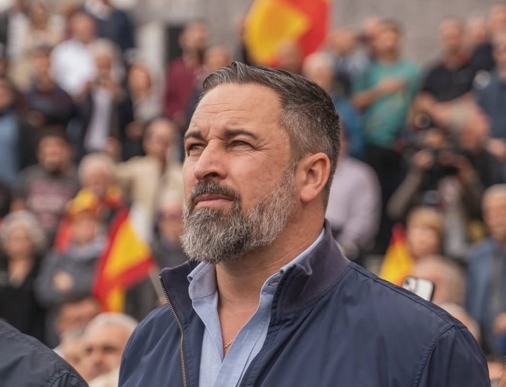 Reivindicando el 1 de mayo con la gente buena y honrada que ha convocado <a href="/solidaridad_esp/">Sindicato Solidaridad 🇪🇸</a> y <a href="/JordidelaFuente/">Jordi de la Fuente</a>

El único sindicato que realmente defiende a los trabajadores españoles 💪🇪🇸
