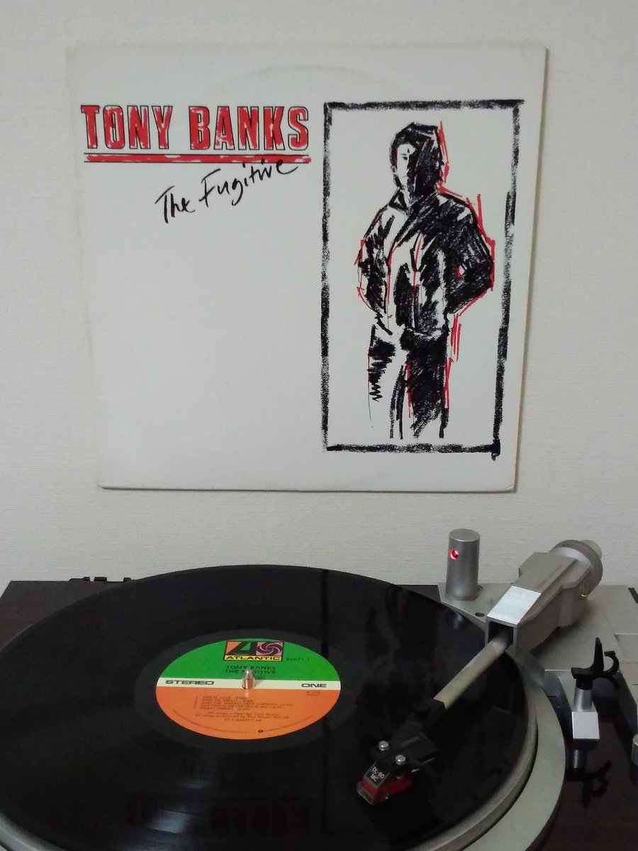 trhmnkn691's tweet image. Tony Banks - The Fugitive (1983) 
#nowspinning #vinylcollection 
#Progressivepop #Progressiverock #Synthpop #Newwave #Reggae 
#TonyBanks #GenesisBand #SteveGadd
