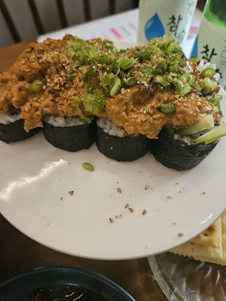 오랜만에 한잔~••