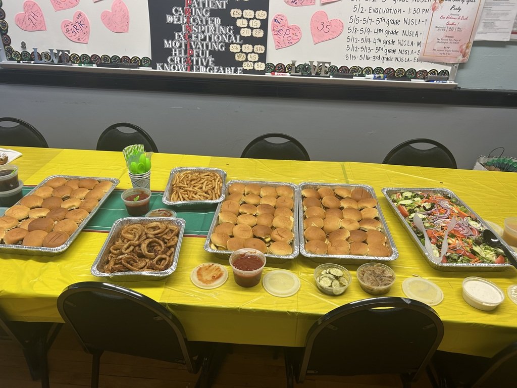 We are being spoiled today with love and treats!  Thank you Berkeley PSO  and Community for a delicious lunch to celebrate Berkeley!